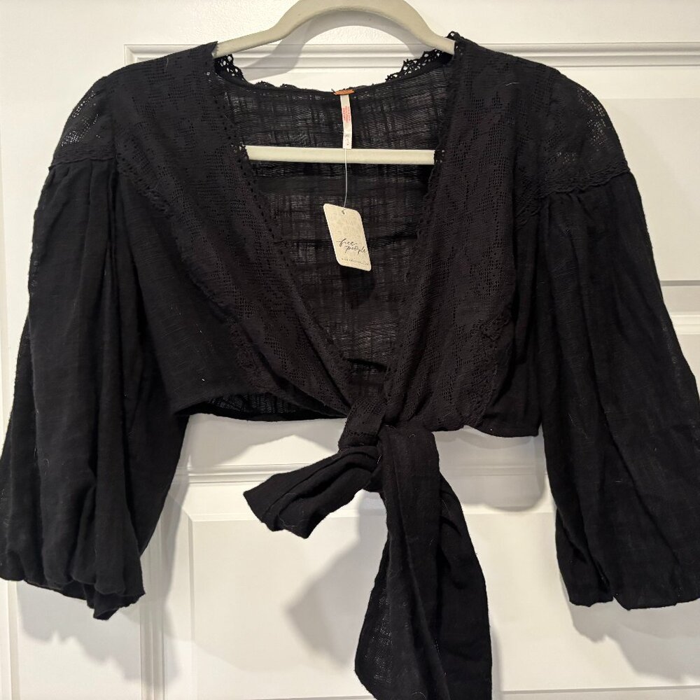 Free People Tie Front Cropped Blouse - NWT! Size XS